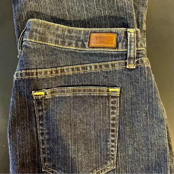 Lee riders womens relaxed straight leg jeans , size 14P - Picture 7 of 7